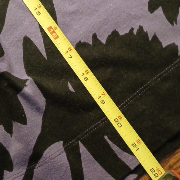 Simply Vera short-sleeved Tee EUC Small - Picture 6 of 6